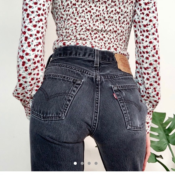 Vintage 501 Levi’s - Picture 2 of 4